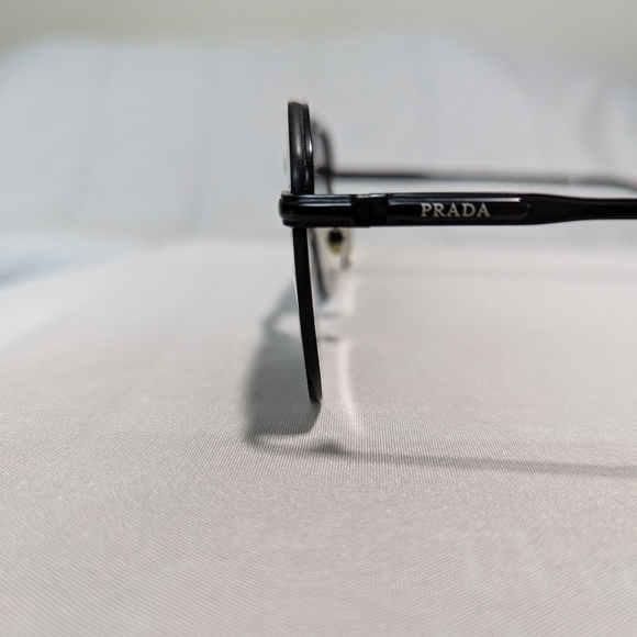 Prada Sunglasses - Picture 4 of 5